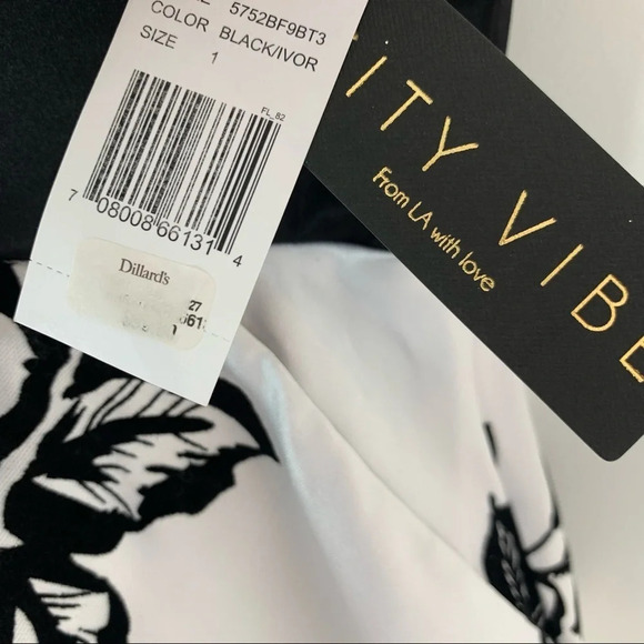 CITY VIBE Dress Strapless Floral Print Satin Flocked Fit & Flare Size 1 NWT - Picture 7 of 10